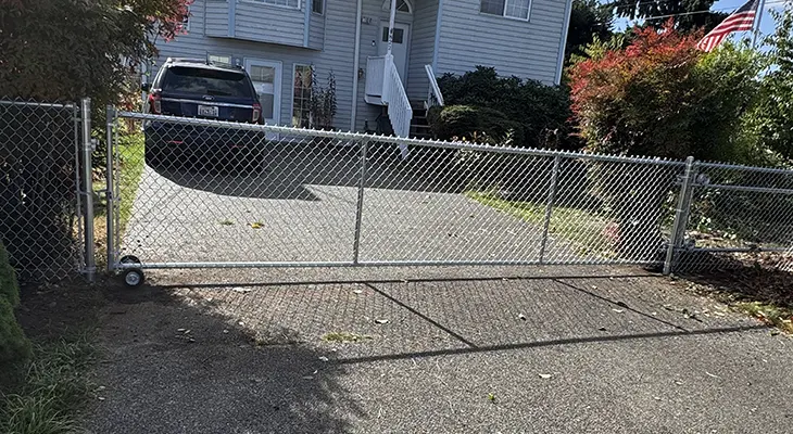 Lobos Fence LLC